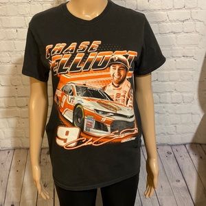 Hooters Chase Elliot Racing Shirt SZ SM